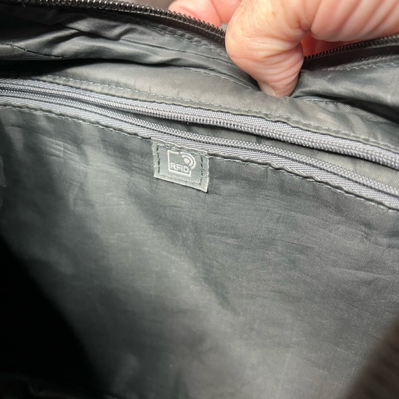 Crossbody bag Hedgren black - Picture 10 of 13